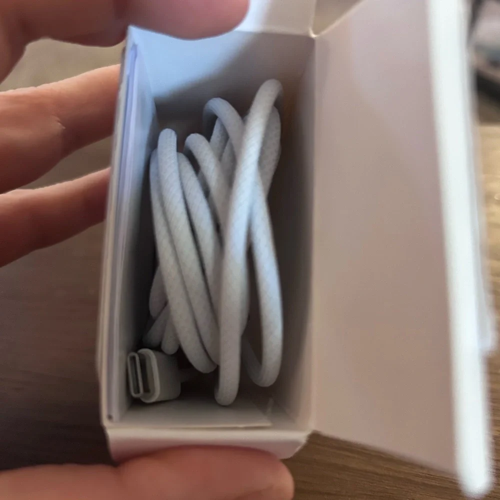 NEW - never used - Apple 240 W USB-C Charge Cable